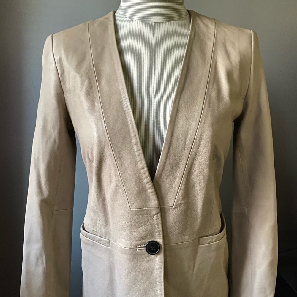 BANANA REPUBLIC VINTAGE COLLECTION LEATHER BLAZER